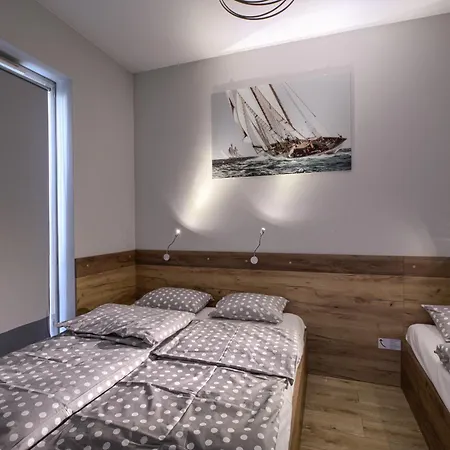 Apartamenty Galicja Zator Exterior photo